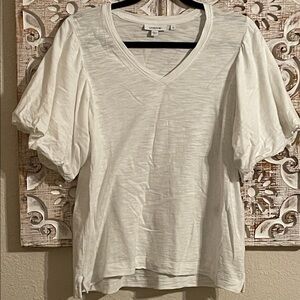 Chico's White V-Neck Puff Sleeve Tee